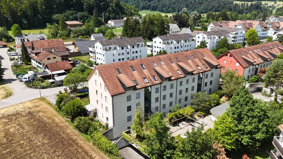 Grosse, naturnahe 5.5 Zimmer Dachmaisonette im Bezirk Winterthur – Foto 10 von 12