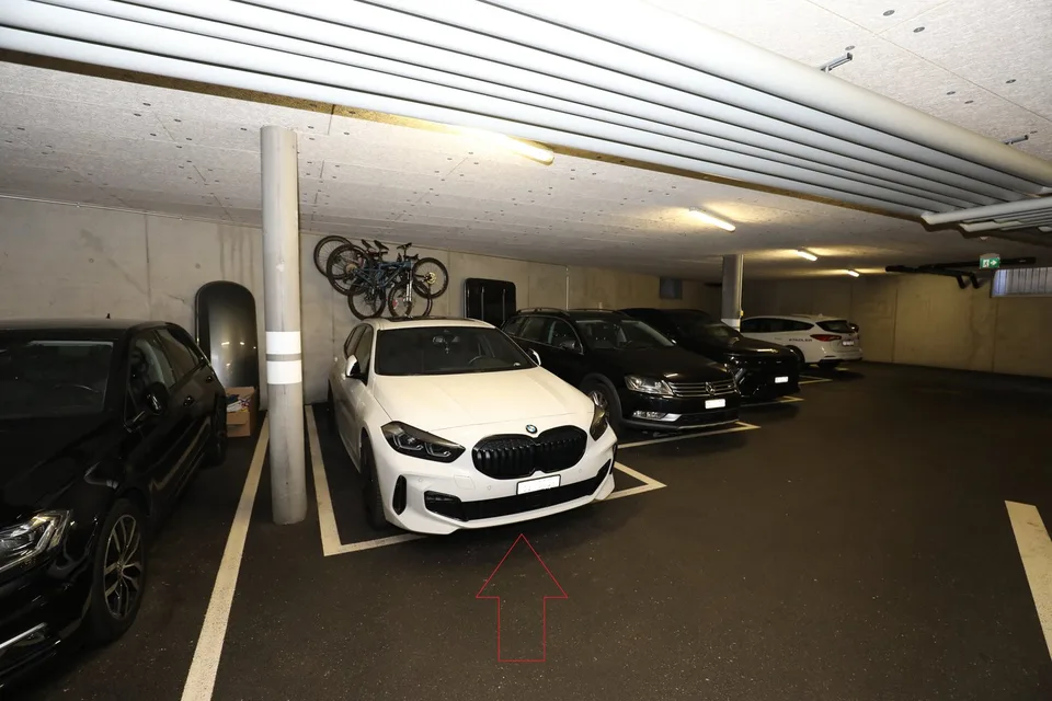 Modernes Appartement im letzten Stock mit offener Aussicht – Foto 21 von 23