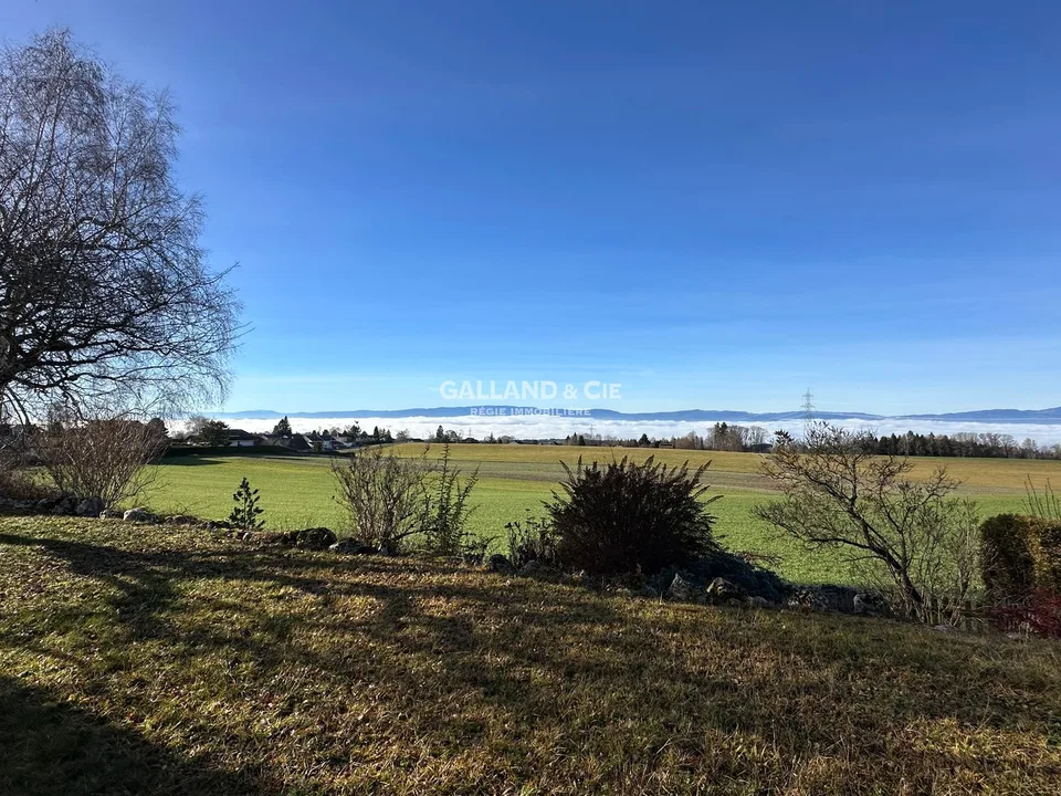 Villa individuelle de 5.5 pièces à Froideville