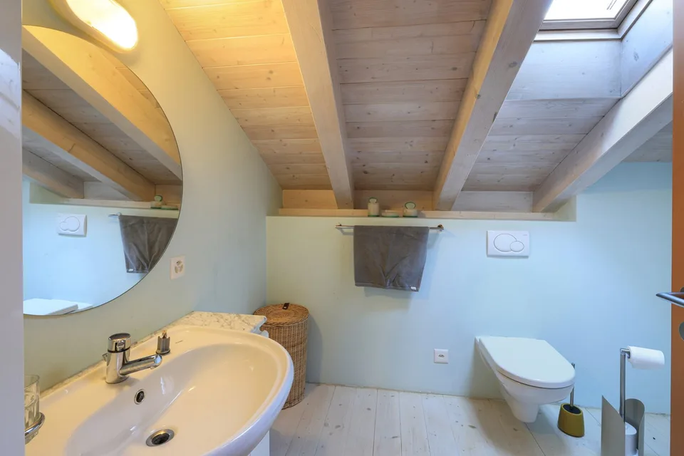 Rustico in erhöhter Lage von Brissago Monti