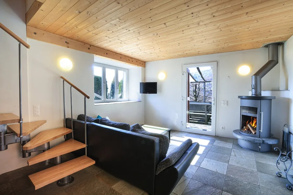 Rustico in erhöhter Lage von Brissago Monti