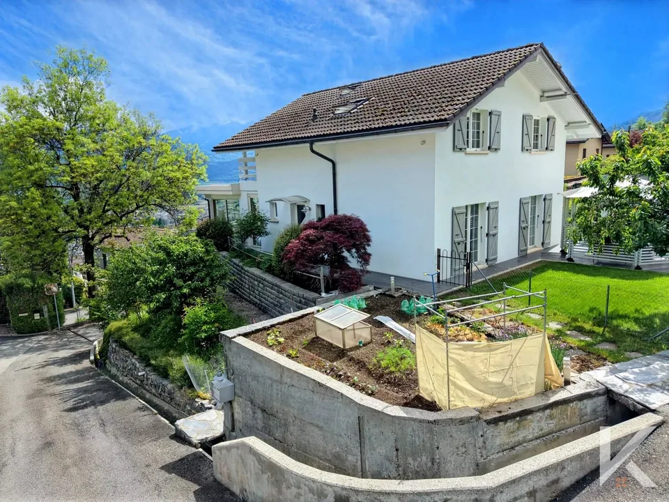 Villa indipendente di 5.5 locali