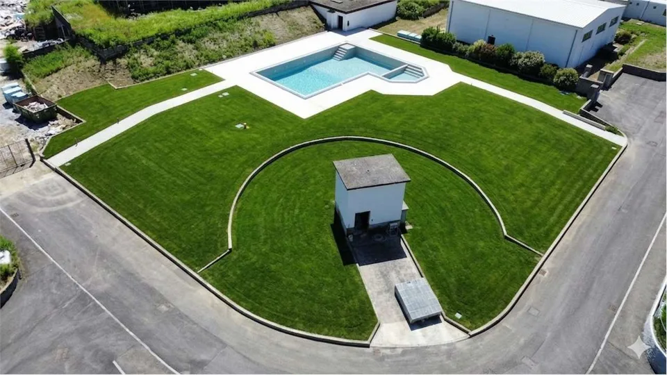 Bizzarone - Nuovo trilocale con terrazzo, piscina  di 150 mq