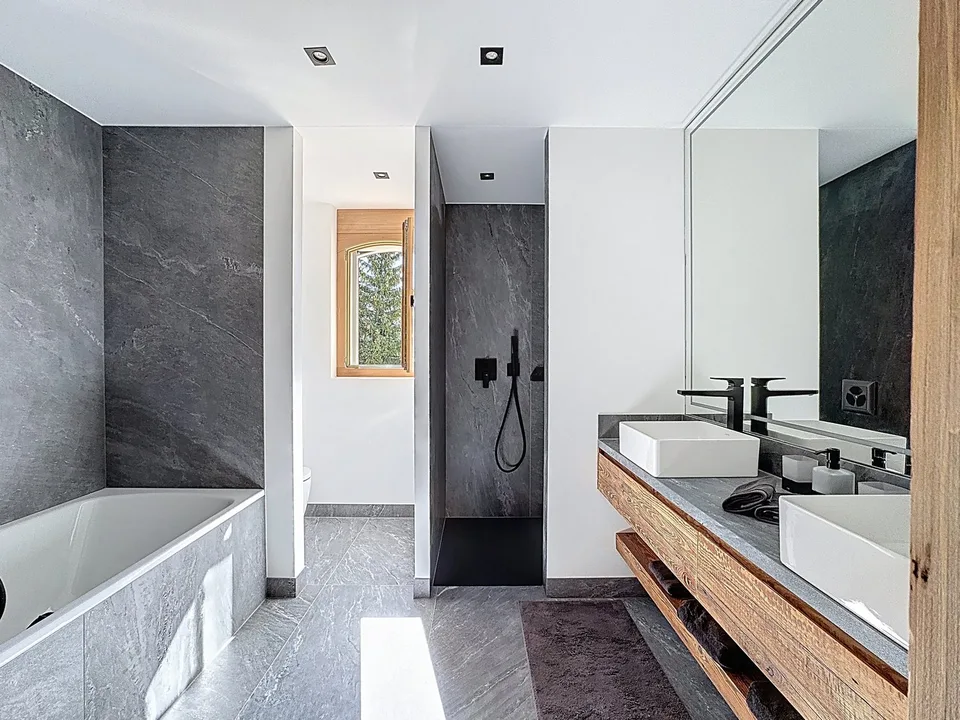 Außergewöhnliche Wohnung nach Renovierung – Foto 8 von 11