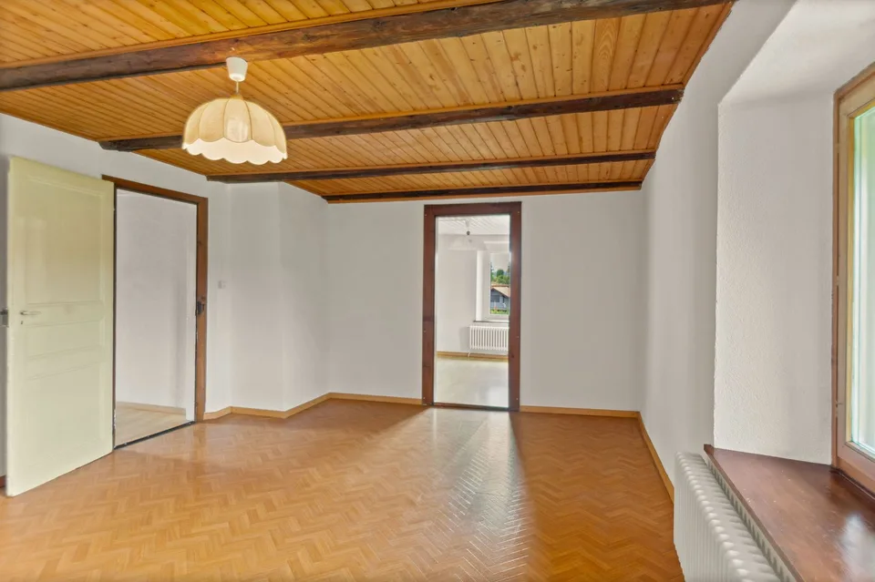 Incantevole casa di villaggio di 6.5 locali a Coeuve – foto 10 di 13
