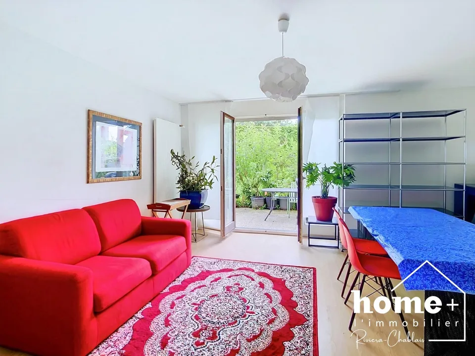 Appartement de 2,5 pièces en rez-de-jardin avec grande terrasse et potager
