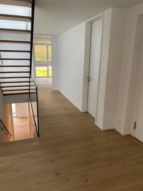 4,5 Zimmer Maisonette - Attikawohnung in Thalwil mit 180° Seesicht und hohem Eigentumsstandard