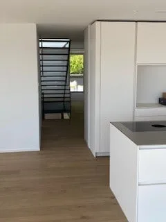 4,5 Zimmer Maisonette - Attikawohnung in Thalwil mit 180° Seesicht und hohem Eigentumsstandard