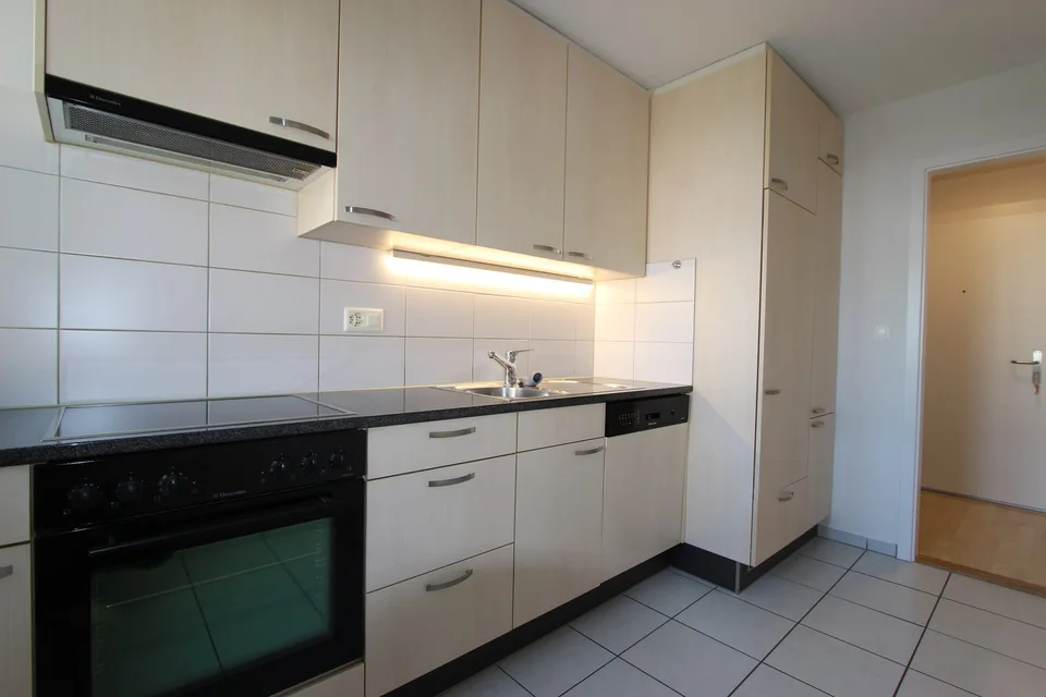 Appartement avec bon plan d'étage et grand balcon