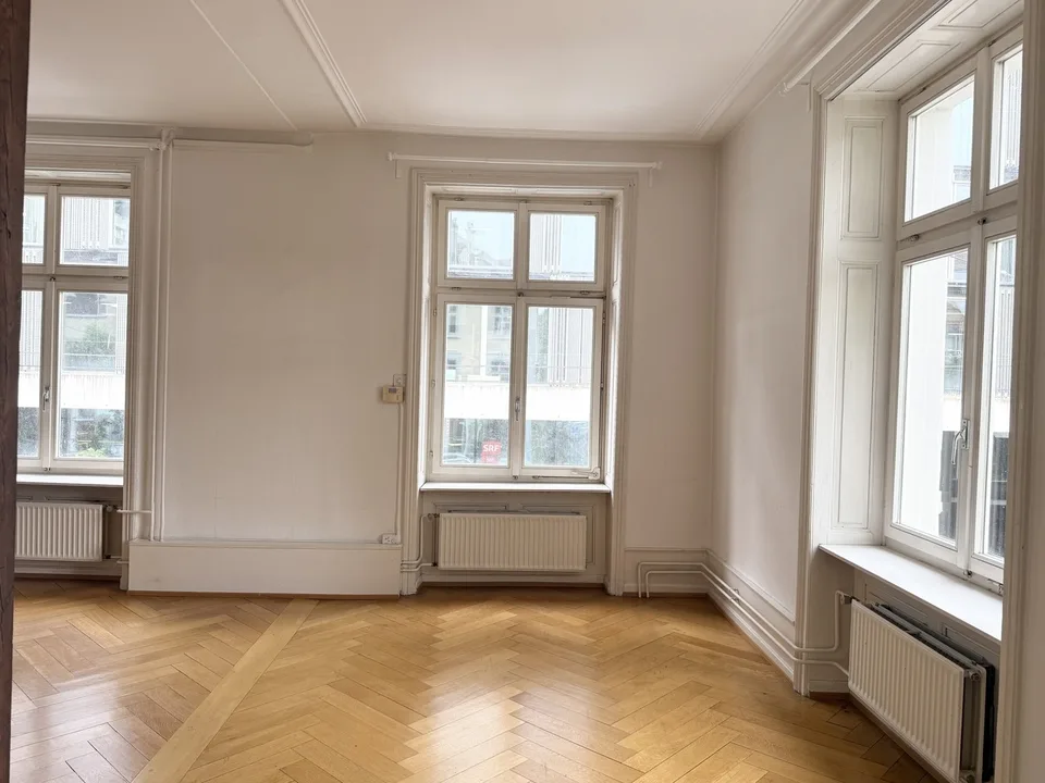 Duplex 4.5-Zimmerwohnung im 1. & 2. OG an bester Lage im Gundeli!