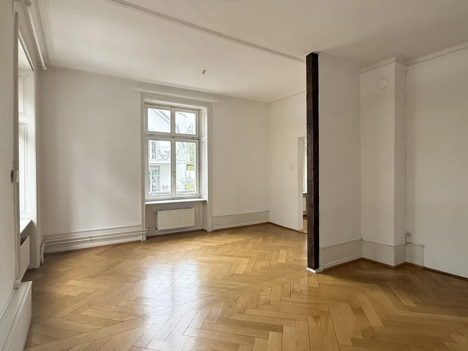 Duplex 4.5-Zimmerwohnung im 1. & 2. OG an bester Lage im Gundeli!
