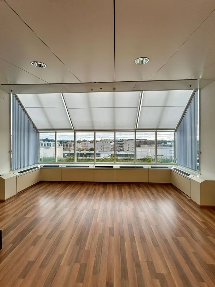 ZU VERMIETEN - SR681 107 m²