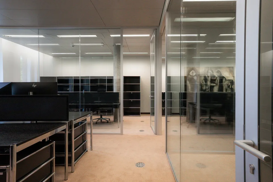 Suglio Business Center - Moderno ufficio