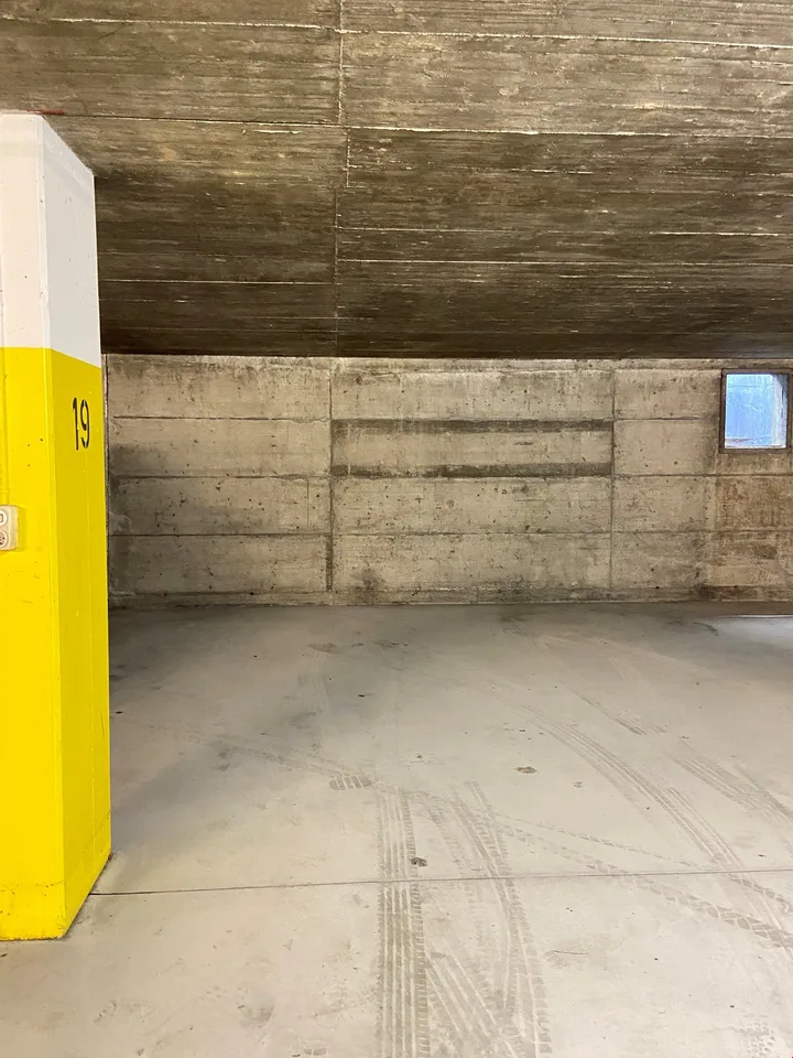 Einstellhallenplätze in Nidau zu vermieten