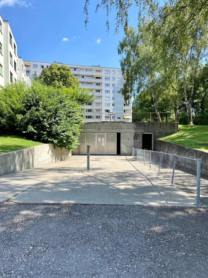 Einstellhallenplätze in Nidau zu vermieten