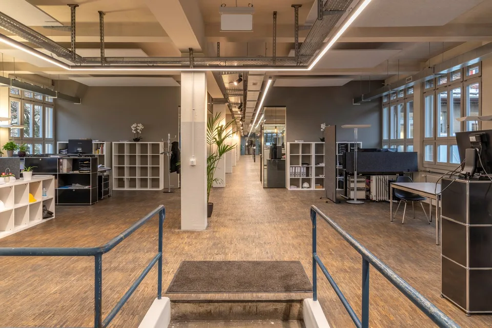 Office spaces in the Porzi area