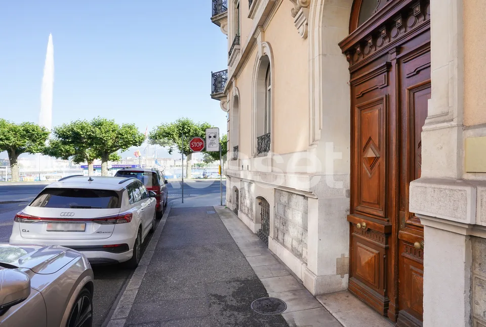 Bureaux d'env. 44 m² au rez-inférieur