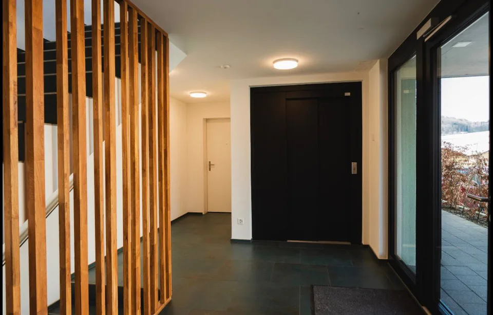 Appartamento moderno 6.5 locali EG – 5737 Menziken