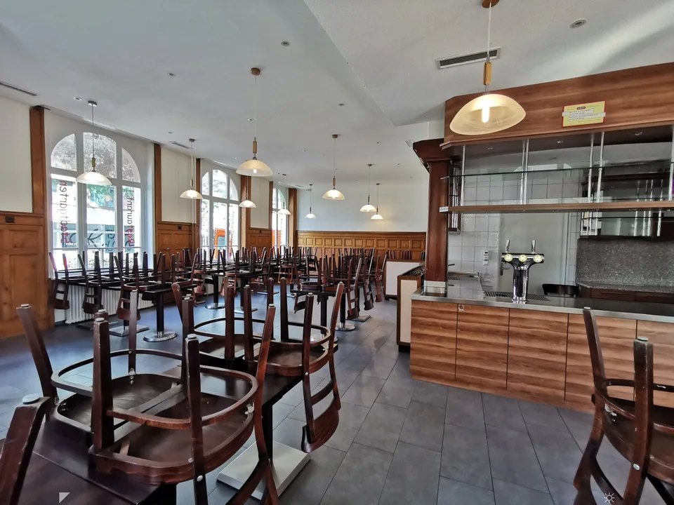 Gewerbefläche für Café/Bar oder Restaurant an der Zentralstrasse 91 in Biel