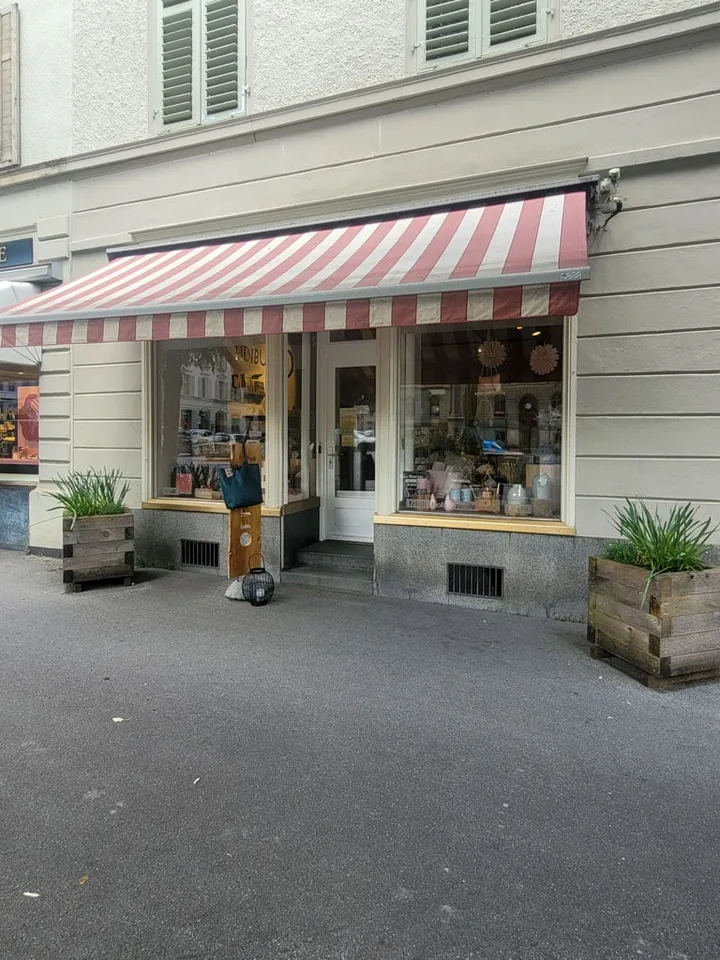 Ladenlokal an sehr attraktiver Lage inmitten von Glarus