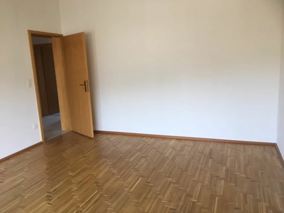 2,5 locaux avec balcon
