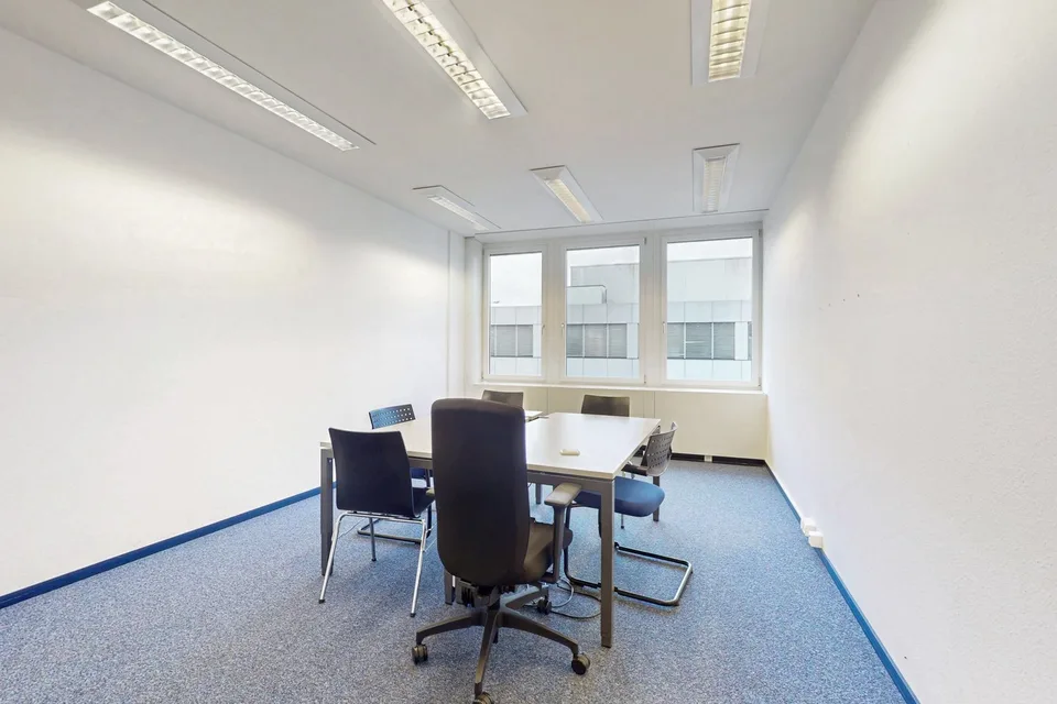 Il tuo nuovo spazio per la pratica/studio nel centro di Kleinbasel, 5° piano – foto 8 di 20