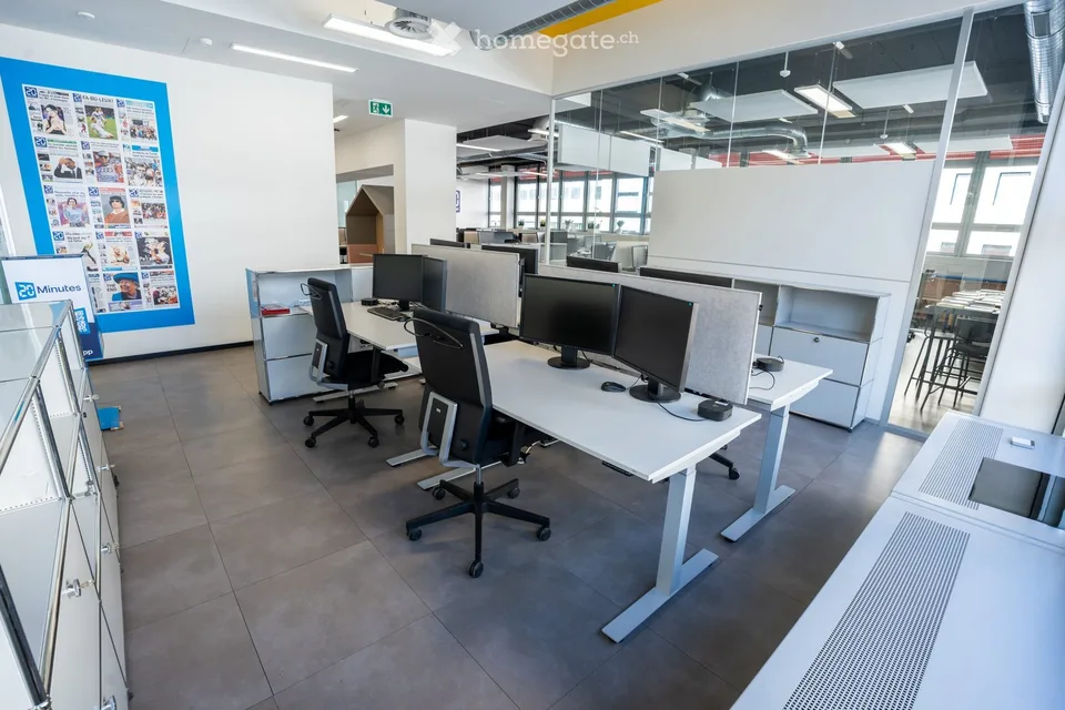 Ufficio pronto all'uso – Tariffa tutto compreso (spese + pulizia + accesso + etc.)