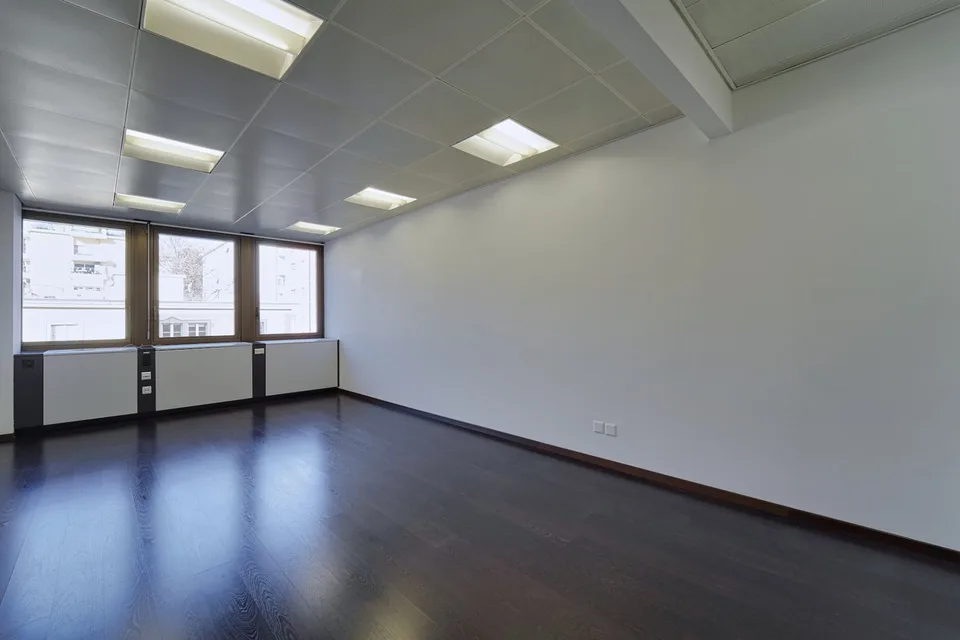 Büro im Finanzherz von Paradiso