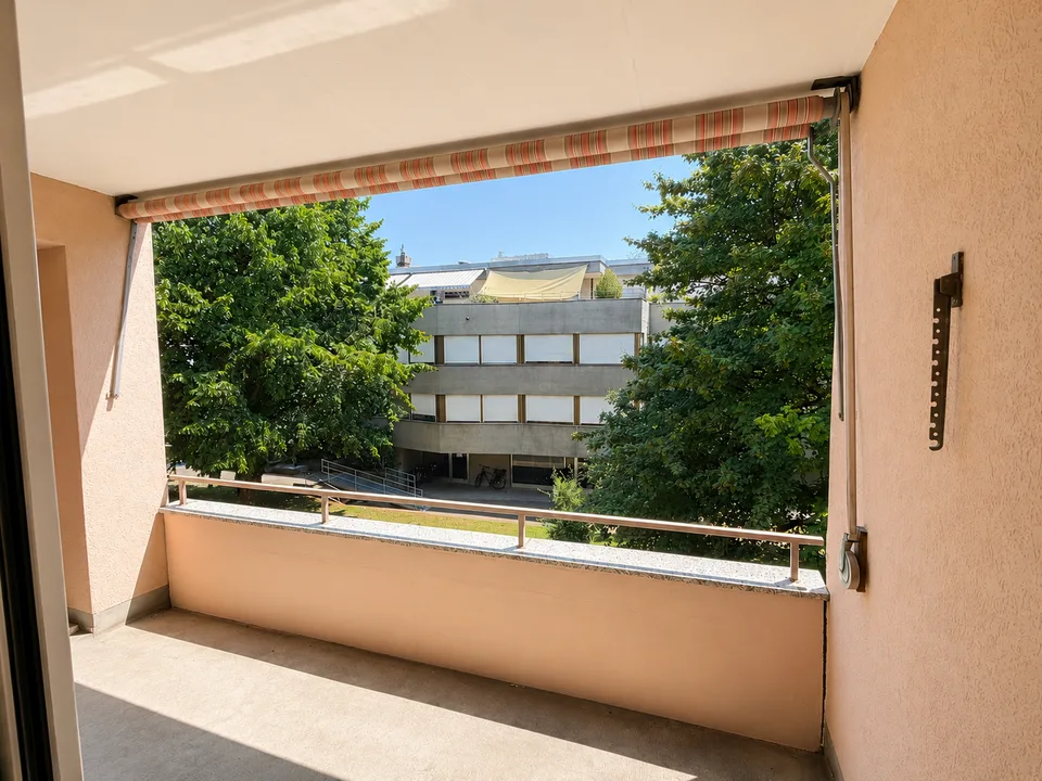 Appartamento moderno 2 locali con balcone ad Allschwil
