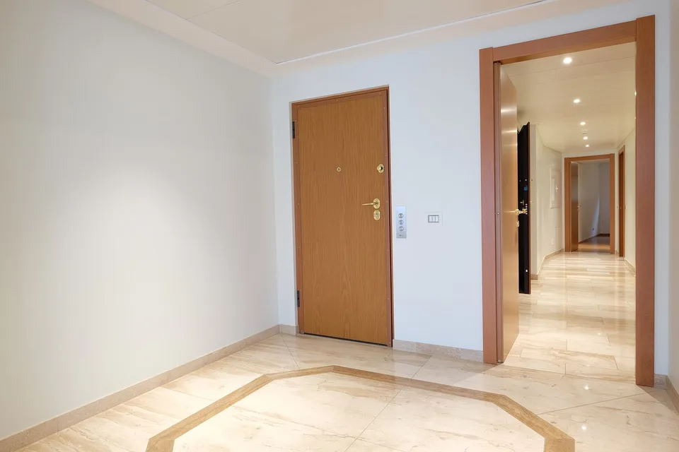 Affittasi appartamento di alto standing, lungolago Lugano al 3° Piano – foto 16 di 17