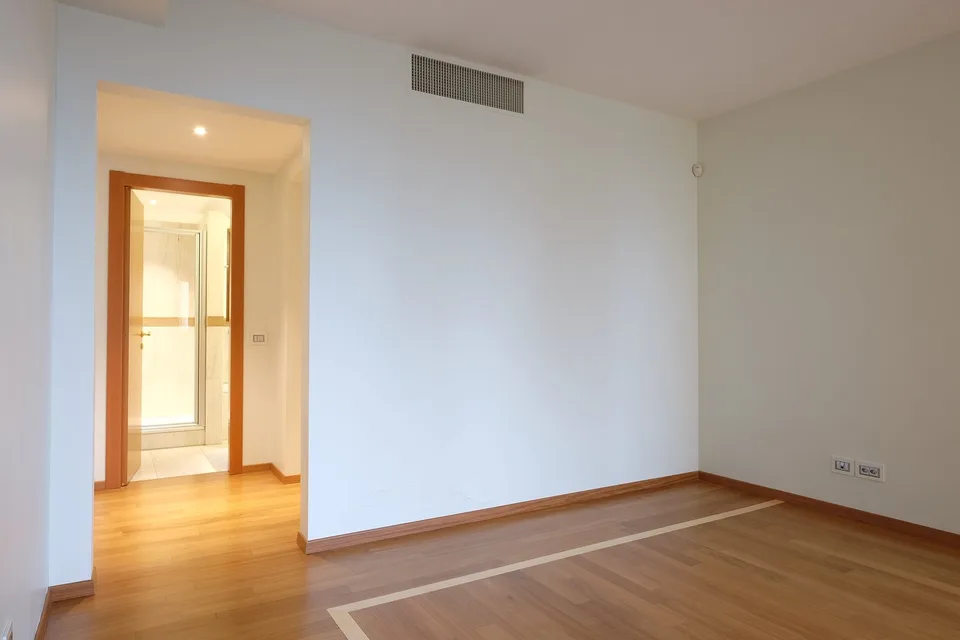 Affittasi appartamento di alto standing, lungolago Lugano al 3° Piano – foto 10 di 17