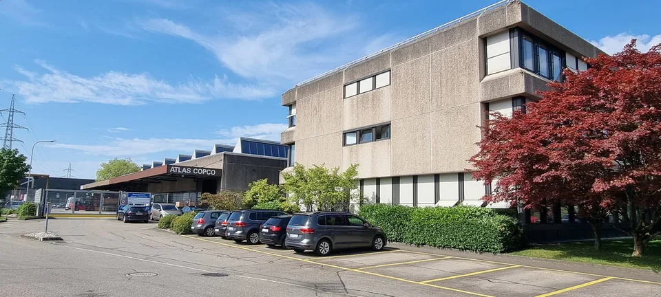 Büro-/Gewerbeflächen 990m2 zu vermieten