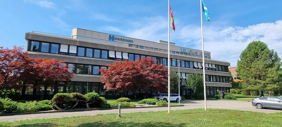 Büro-/Gewerbeflächen 990m2 zu vermieten