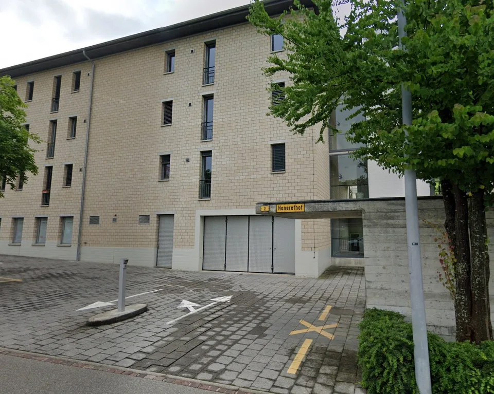 Einstellplatz in Tiefgarage zu vermieten