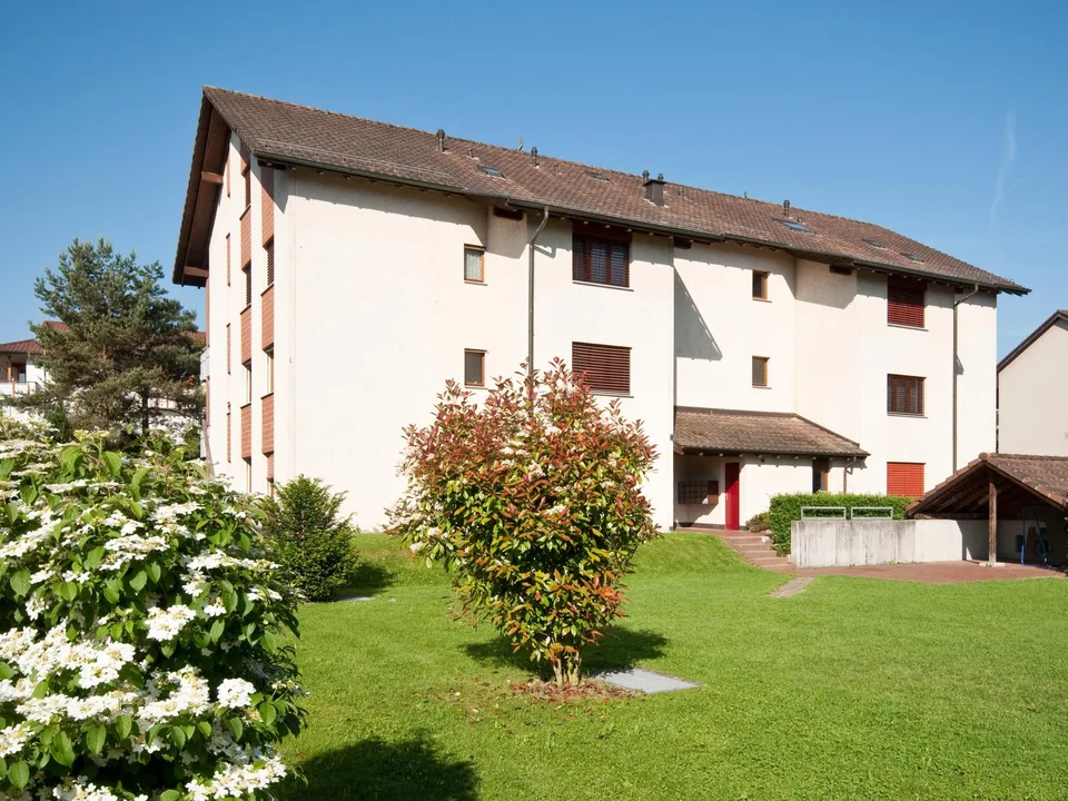 modernisierte 4.5-Zimmerwohnung in ruhiger, naturnahen Lage