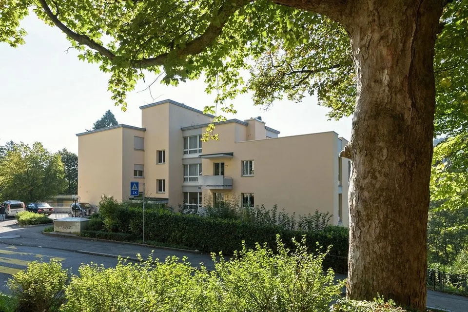 Motorradplätze in Tiefgarage zur vermieten
