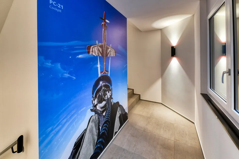 Décollage dans l'appartement meublé "PC-3" dans The Tower, Stans