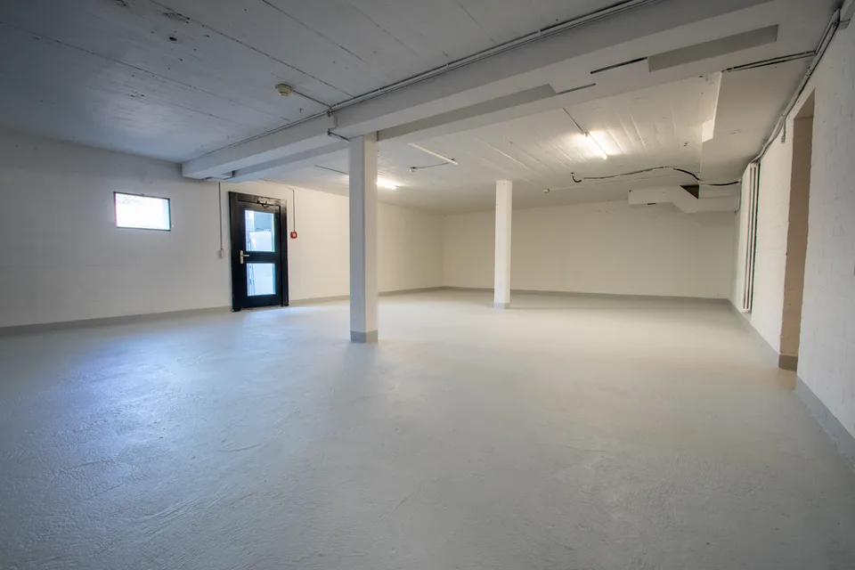 Storage room with water connection