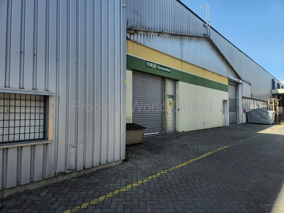 Lagerhalle in Oberriet - gross -  praktisch - bereit