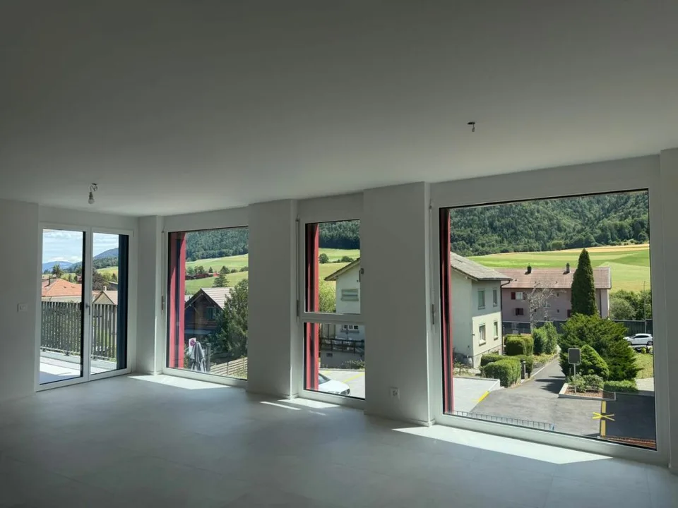 Villeret, magnifico appartamento di 3.5 locali al 2° piano con terrazza e ascensore