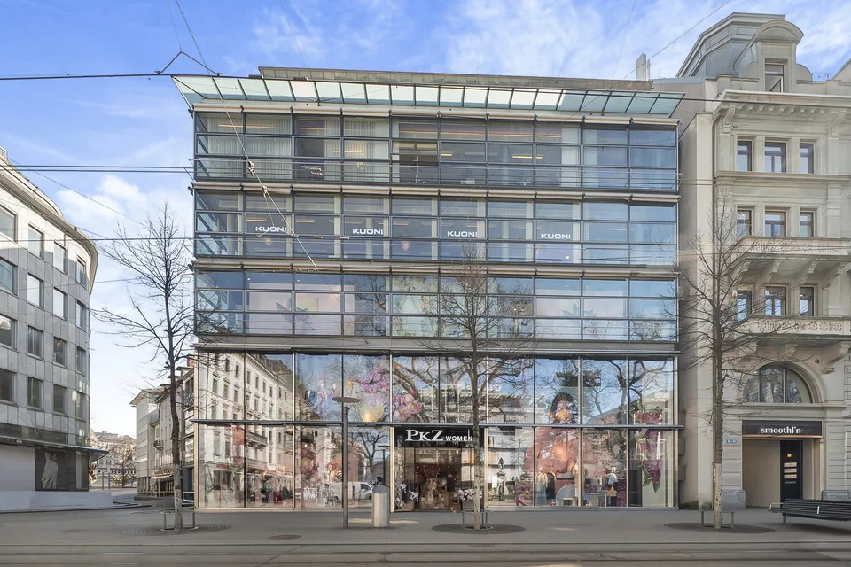 Ufficio di prima classe su Bahnhofstrasse a Zurigo