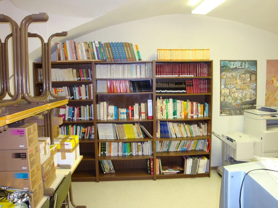 Rue de la Serre 3, Neuchâtel - Locale commerciale di 3 pezzi al piano terra