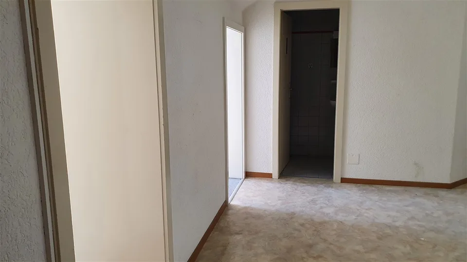Rue de la Serre 3, Neuchâtel - Gewerbliche Immobilie mit 3 Räumen im Erdgeschoss – Foto 7 von 16