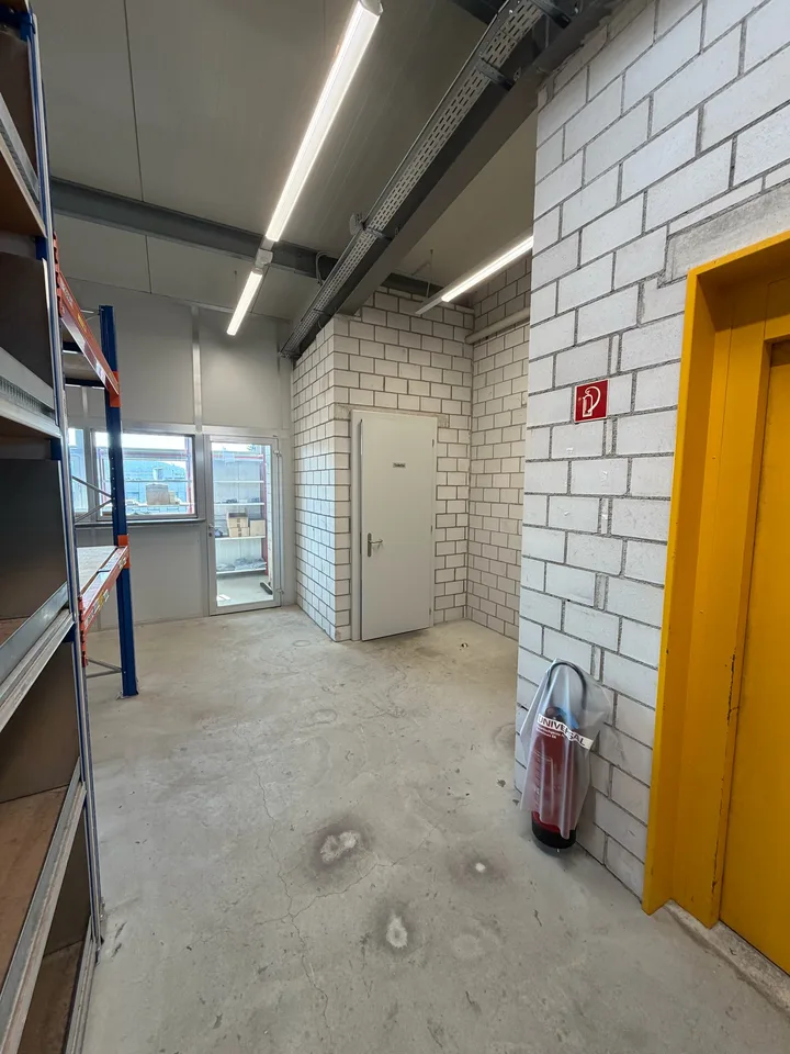 409 m2 Espace de stockage 3e étage - Güterstrasse 17, 3008 Berne