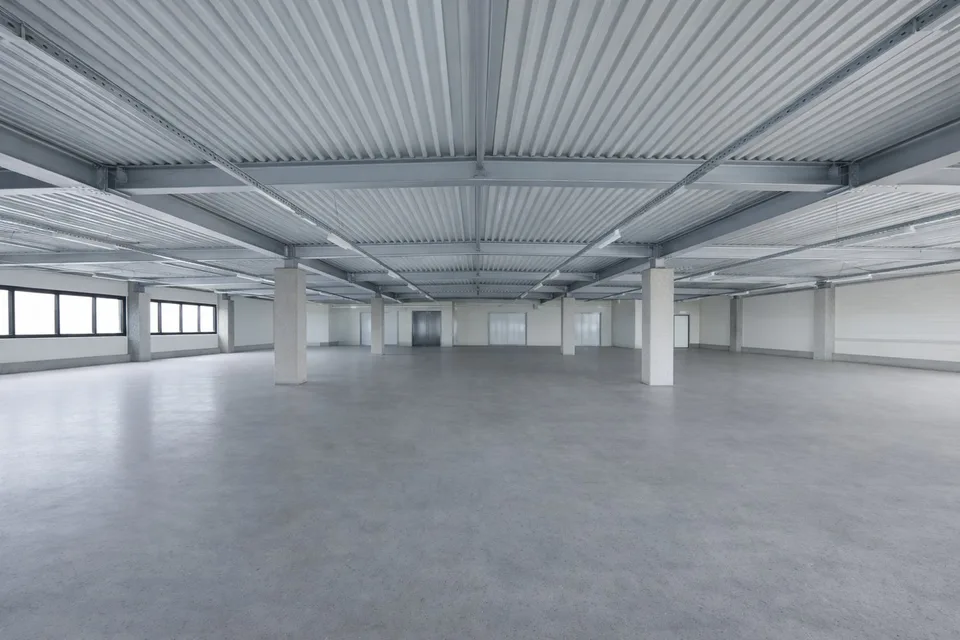 Prima locazione di spazi commerciali e logistici