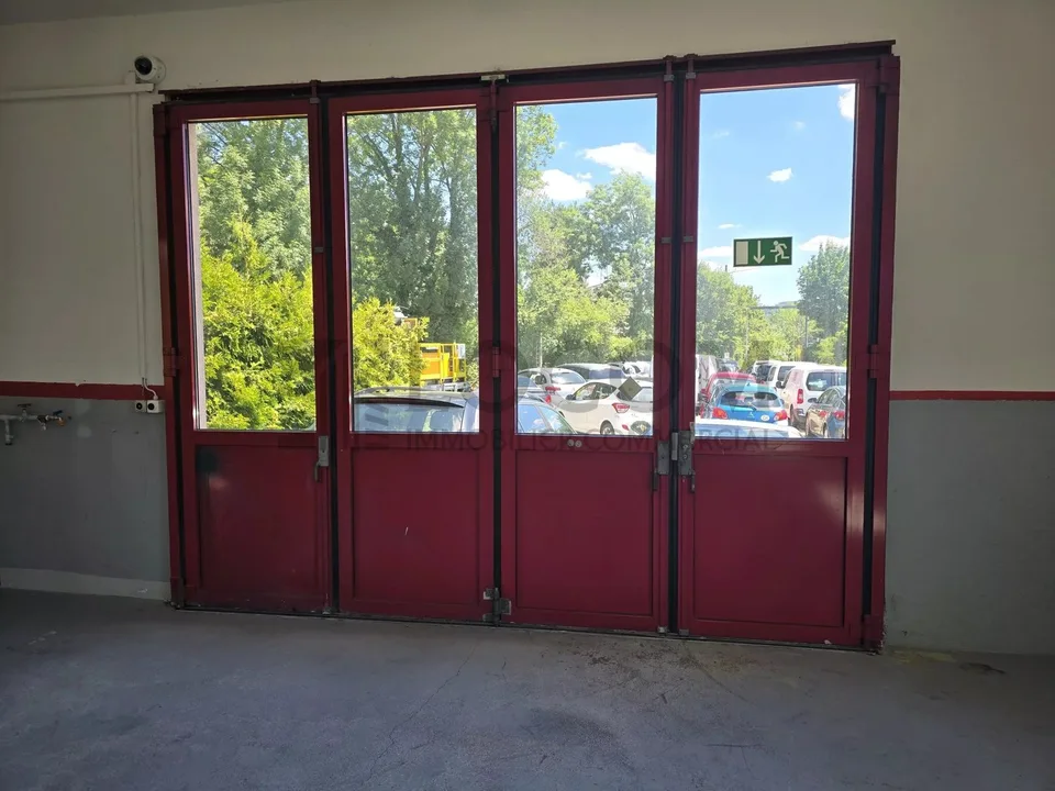 Ampio spazio industriale in affitto a Bussigny – foto 9 di 24