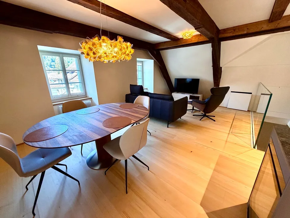 Luxuriöse möblierte Duplex 3.5-Zimmer-Wohnung mit Service in der Altstadt von Luzern – Foto 10 von 12