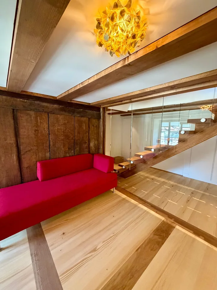 Luxuriöse möblierte Duplex 3.5-Zimmer-Wohnung mit Service in der Altstadt von Luzern – Foto 7 von 12