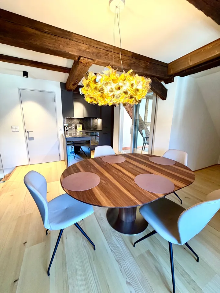 Luxuriöse möblierte Duplex 3.5-Zimmer-Wohnung mit Service in der Altstadt von Luzern – Foto 11 von 12