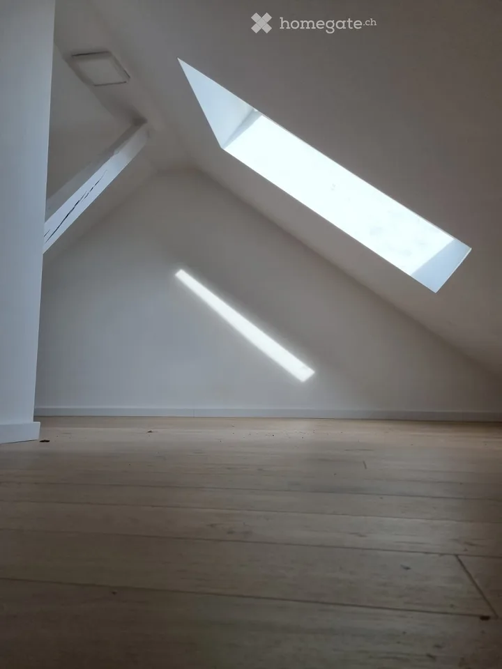 Dachgeschosswohnung - hell und freundlich!